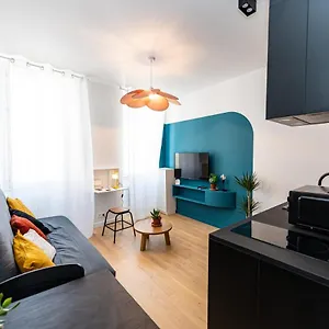 Noa : Joli Cosy Avec Marseille