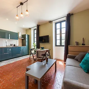  Апартаменты Chez Nous - 7 Sur Le Vieux Port